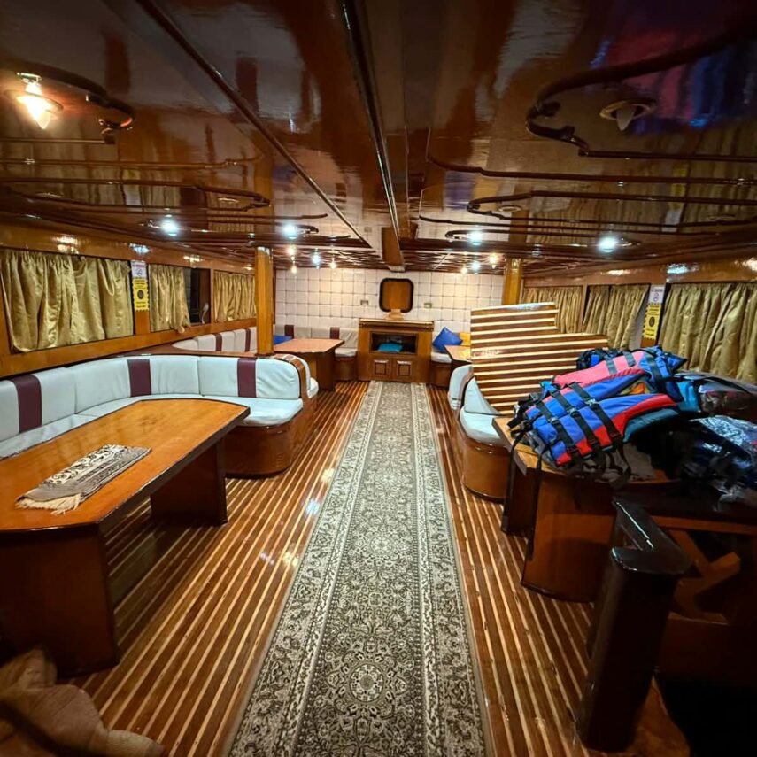 Райский остров Роскошная яхта (есть дайвинг)